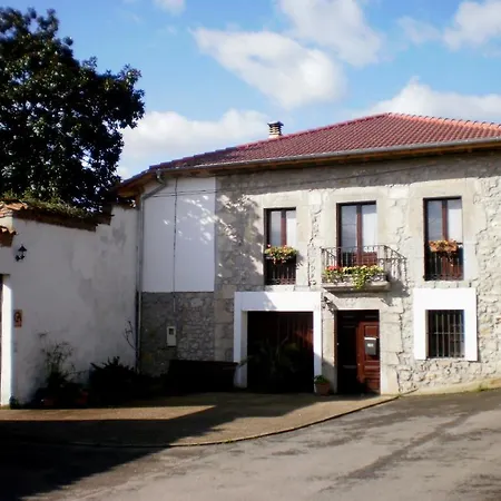 Hotell La Casona De Priorio 3*